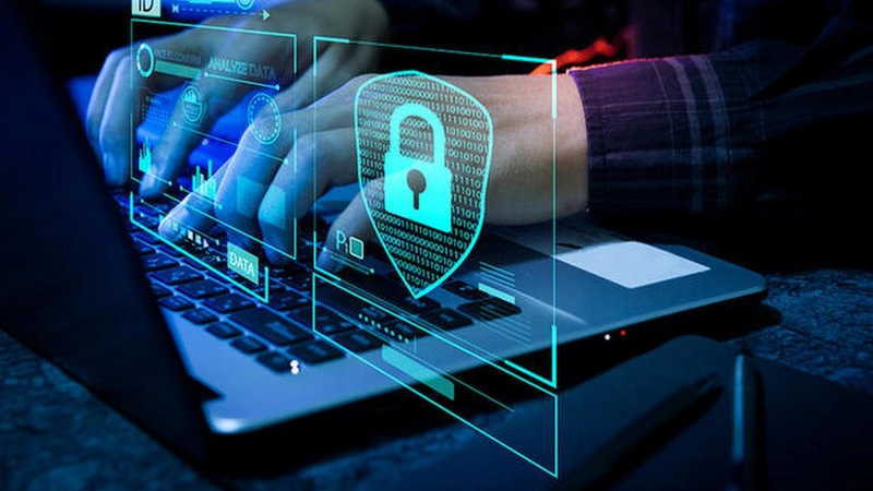 Sosyal Medya ve İnternet Güvenliği: Kişisel Veri Koruma ve Güvenlik İpuçları