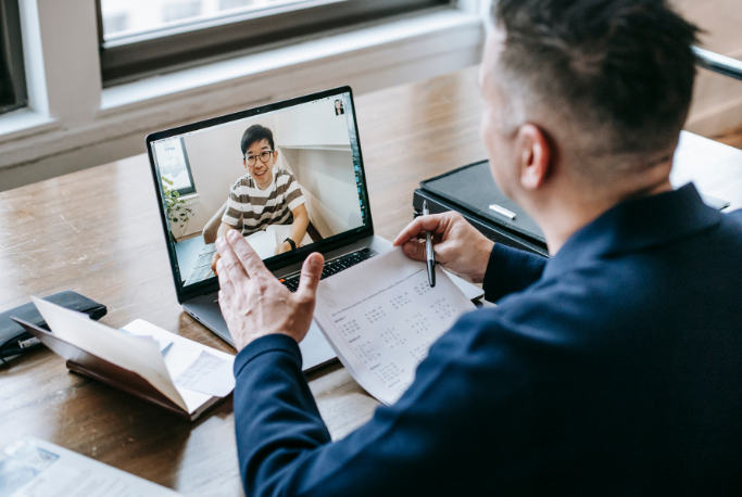 Kariyerinde İlerlemek İsteyenlere Mentorluk ve Koçluk Önerileri