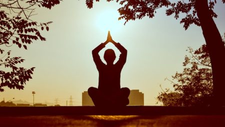 Yoga ve Meditasyon: Zihinsel ve Fiziksel Sağlık İçin Spiritüel Pratikler