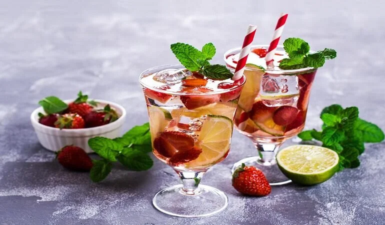 Ev Yapımı Egzotik İçecek Tarifleri ve Kokteyller