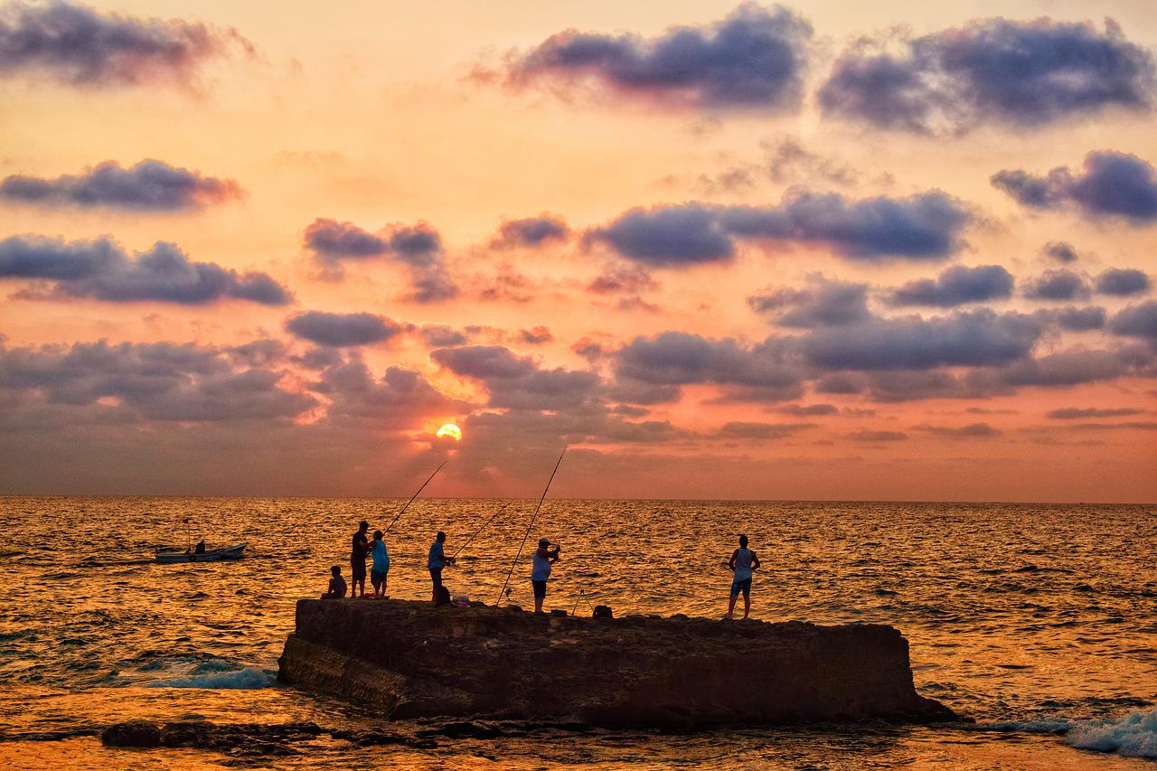 Deniz ve Kumsal Kaçamakları: Plaj Tatili Rotaları ve Deniz Kenarı Kasabaları