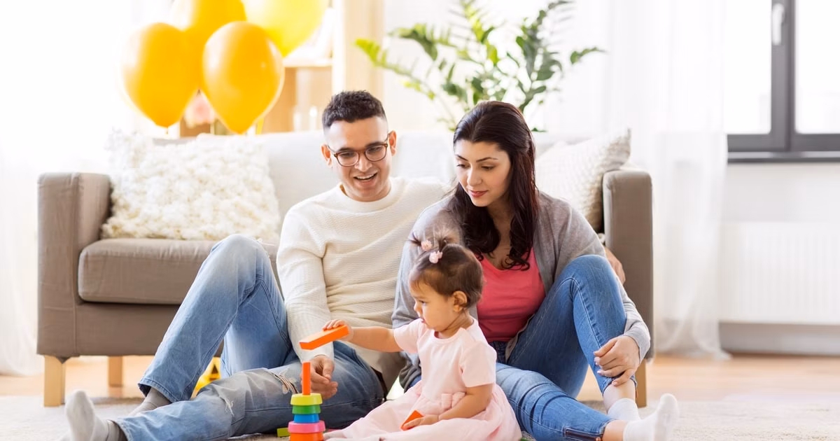 Aile İçi İletişim: Teknolojinin Aile İçi İletişimi Nasıl Etkilediği ve İletişim Stratejileri