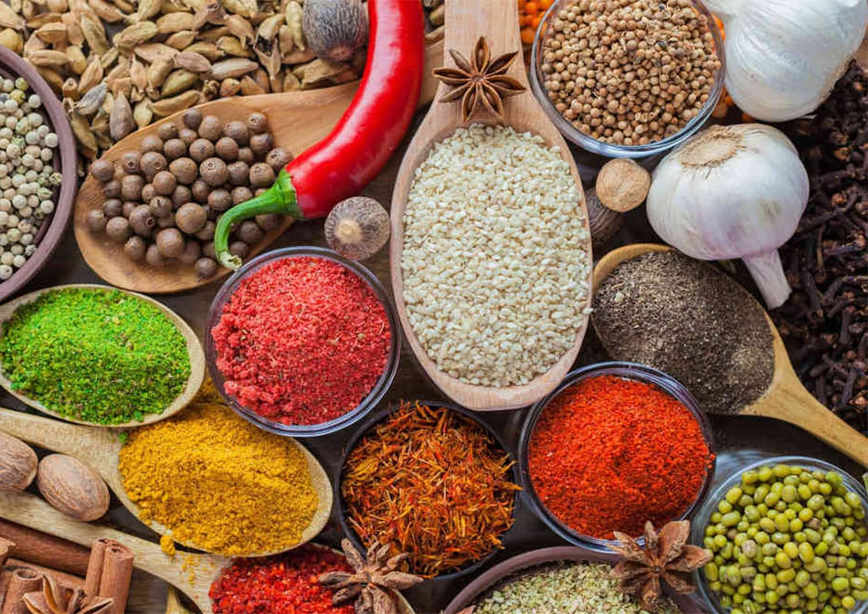 Orta Doğu Mutfak Harikaları: Baharatlı ve Aromatik Tatlar