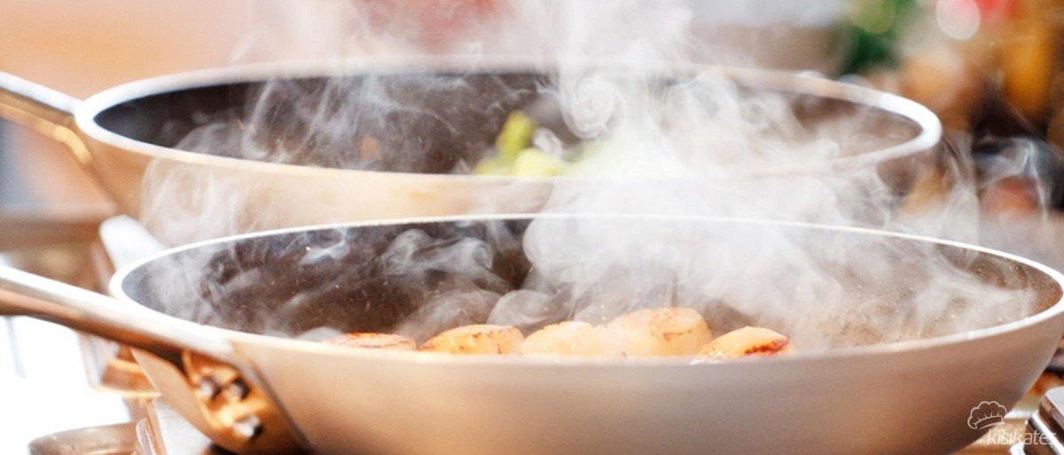 Mutfakta Beceri Geliştirme: Temel Pişirme Teknikleri ve Lezzetli Tarifler