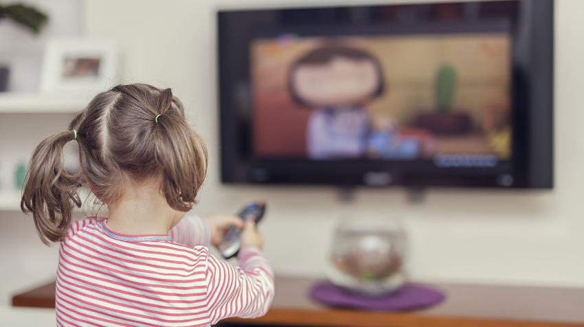 Çocuklar Televizyonu Ne Zaman, Ne Kadar İzlemeli?