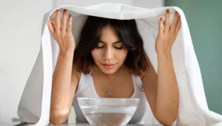 Evde Yüze Buhar Nasıl Uygulanır?