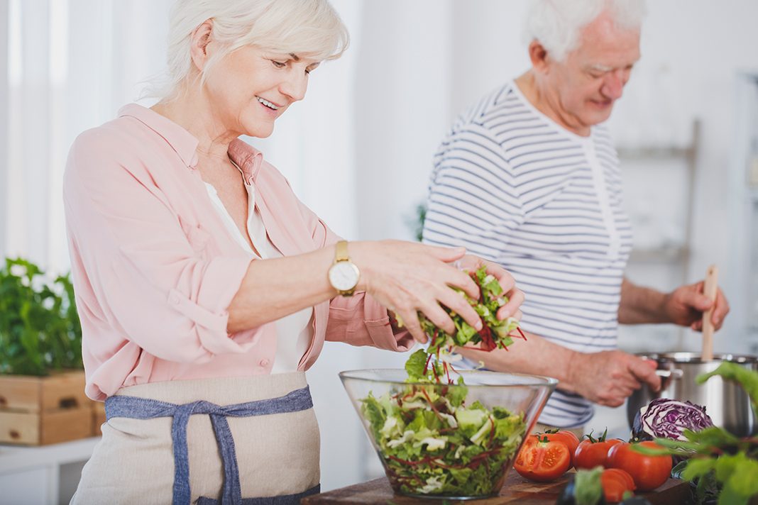 Yaşlılar İçin Diyet Listesi Nasıl Olmalı?