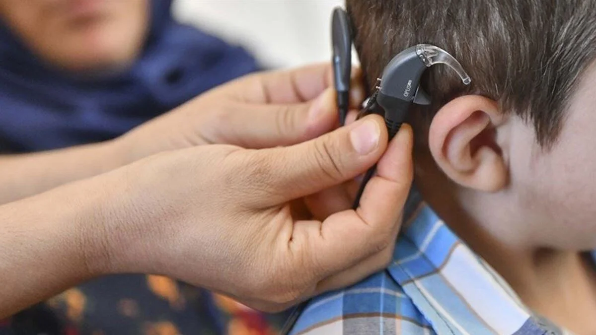 İşitme Engelli Çocuklarda İşitme Cihaz Kullanımı