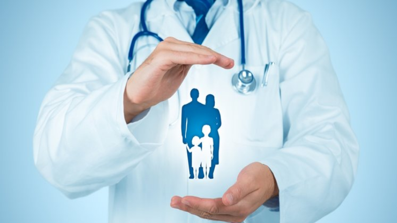 Aile Hekimi Nasıl Olunur, Ne İş Yapar, Ne Kadar Maaş Alır