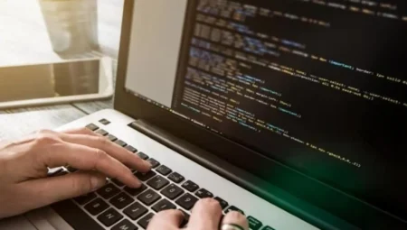 Ar-Ge Proje Yöneticisi Nasıl Olunur, Ne İş Yapar, Maaşları Ne Kadar?